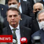 Coronavirus advice ignored by Brazil's President Jair Bolsonaro – BBC News