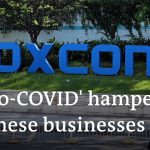 Employees of Chinese iPhone producer Foxconn leave factory over COVID restrictions | DW News